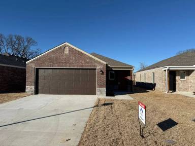 Main picture of 3052 Vail Ave