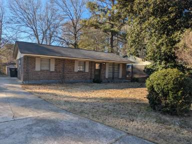 Main picture of 3415 Doyle Ave