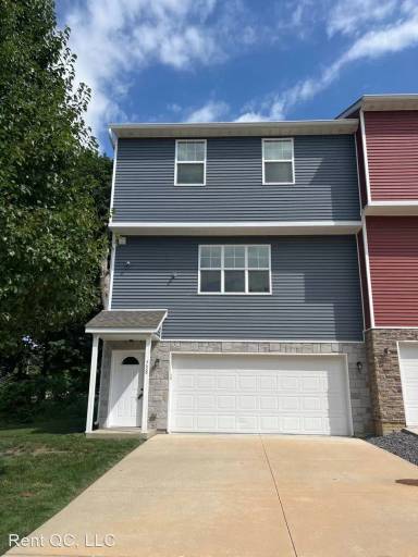Main picture of 710 Cox Ct