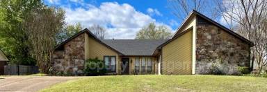 Main picture of 421 Griffon Dr