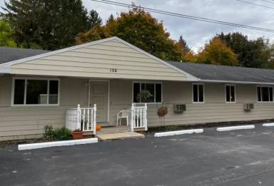 Main picture of 126 Church St