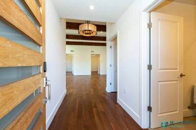 Main picture of 234 Teresita Blvd