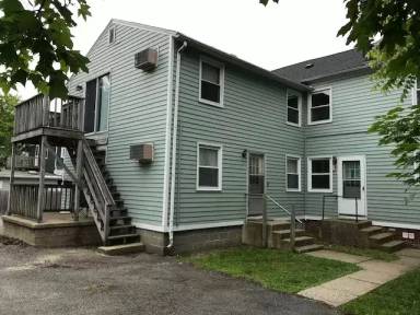 Main picture of 622 Main St