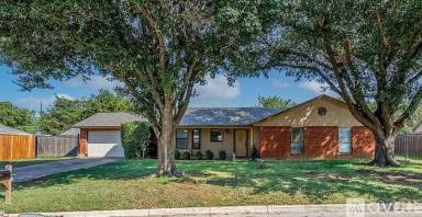 Main picture of 7817 Odell St