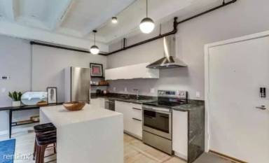 Main picture of 2526 17th St NW