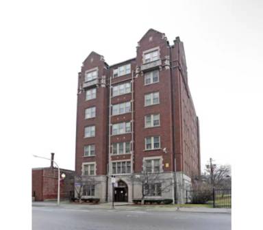 Main picture of 7147 S Jeffery Blvd