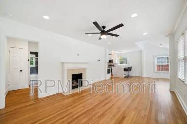 Main picture of 1581 Willowbrook Dr SW