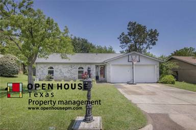 Main picture of 7516 Mapleleaf Dr