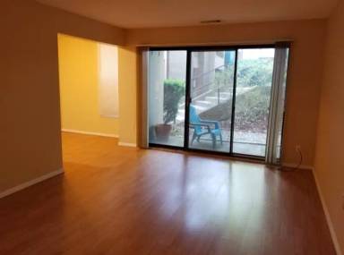 Main picture of 4 Shrewsbury Green Dr