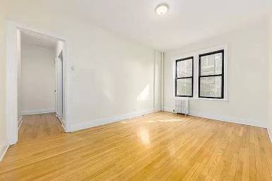Main picture of 4328 39th Pl