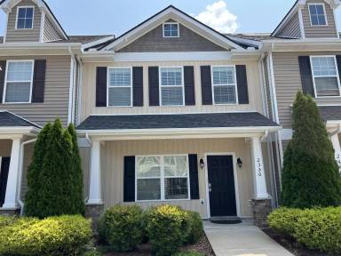 Main picture of 2350 New Holland Cir