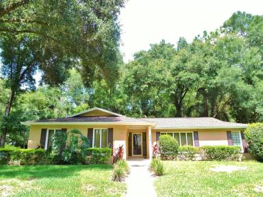 Main picture of 269 Bernard Ave