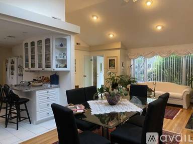 Main picture of 64 Truman Rd