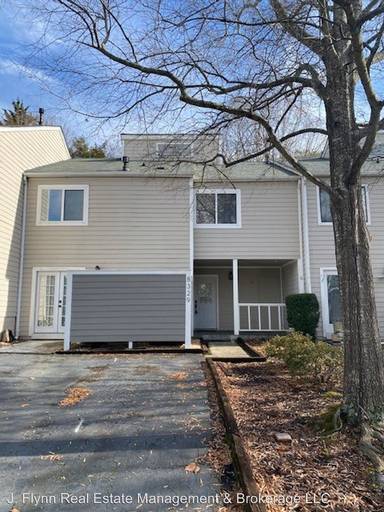 Main picture of 8329 Cricket Lake Dr