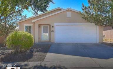 Main picture of 3716 Rancher Loop NE