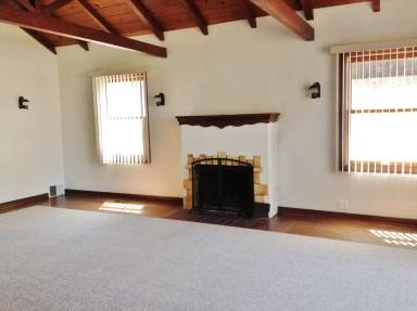 Main picture of 837 5th St