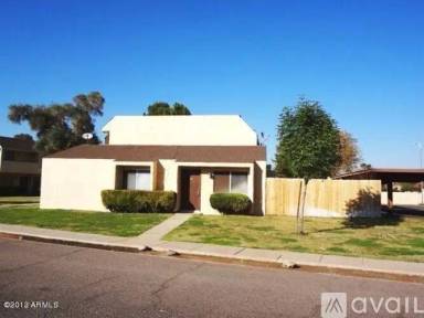 Main picture of 2233 W Farmdale Ave