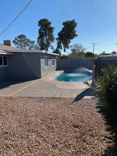 Main picture of 513 E Laguna Dr