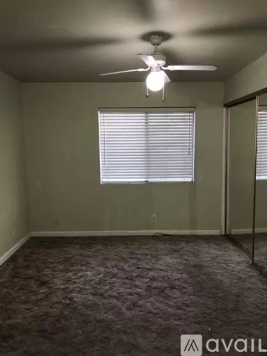 Main picture of 852 Kellogg Ave