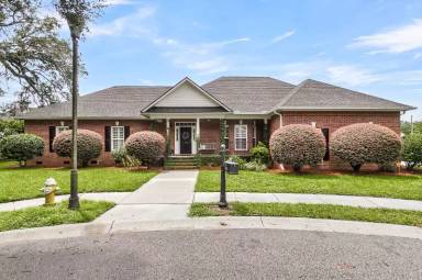 Main picture of 5049 Spaniel Dr