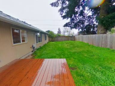 Main picture of 2310 Snelling Dr