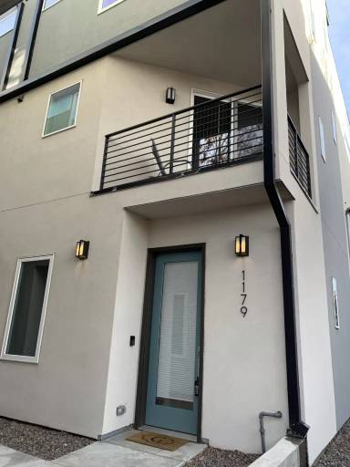 Main picture of 1179 Birch St