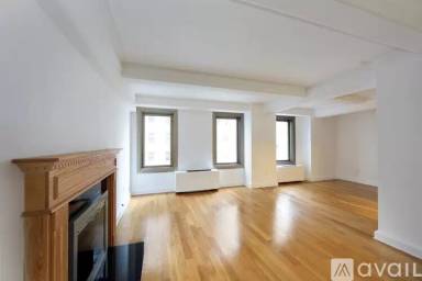 Main picture of 103 W 55th St