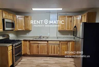 Main picture of 1207 E Gaylene Cir