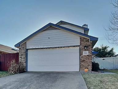 Main picture of 751 Meadowcreek Ct