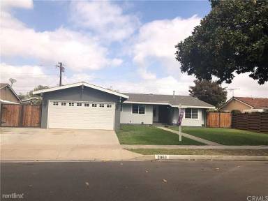 Main picture of 2860 W Polk Ave
