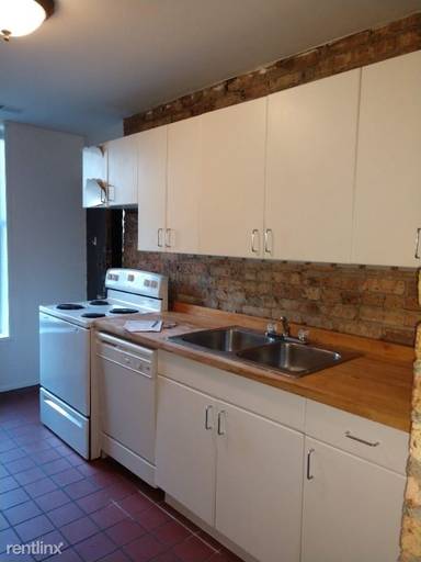 Main picture of 2900 N Broadway St
