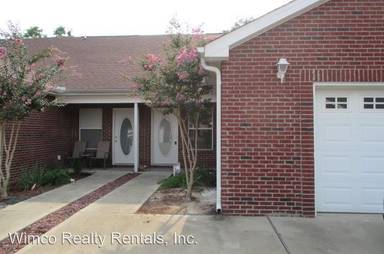 Main picture of 1014 Airport Rd