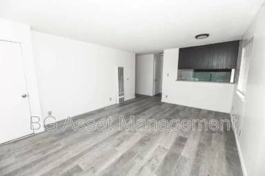 Main picture of 3600 Dimond Ave