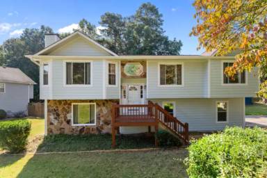 Main picture of 330 Allatoona Rd