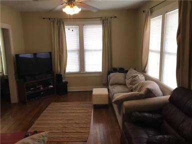 Main picture of 813 W 30th St