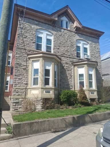 Main picture of 2225 Kenton St