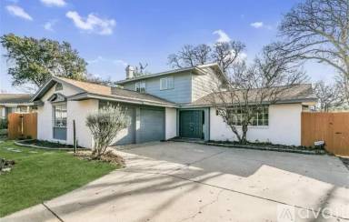 Main picture of 2606 Vanessa Cir