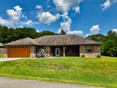 Main picture of 123 Barbara Dr