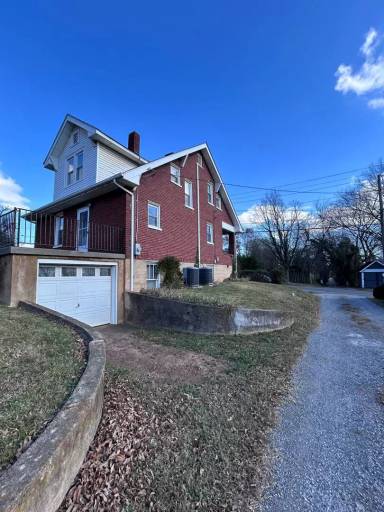 Main picture of 1311 Chesterfield St SW