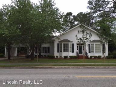 Main picture of 305 N Church St