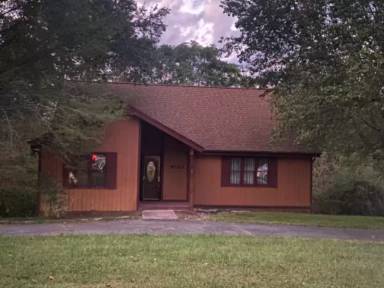Main picture of 5023 Lake Forest Dr