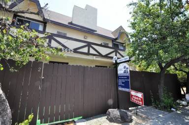 Main picture of 5652 Colfax Ave