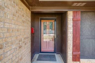 Main picture of 2400 Westpark Way Cir
