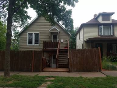 Main picture of 2208 W 2nd St