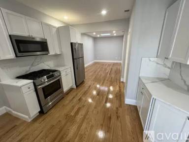 Main picture of 372 Oxford St
