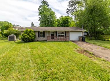 Main picture of 5601 Ludbury Ln