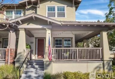 Main picture of 12 Leffington Pl