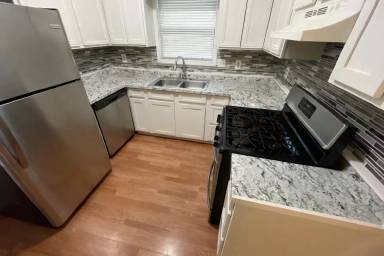 Main picture of 1084 Summer Brook Rd