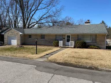 Main picture of 600 S Rose Ave