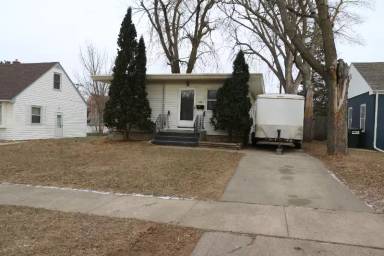 Main picture of 2416 S Glendale Ave